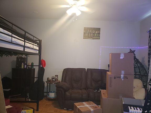 4th image of 4810 N Christiana Ave APT 2W