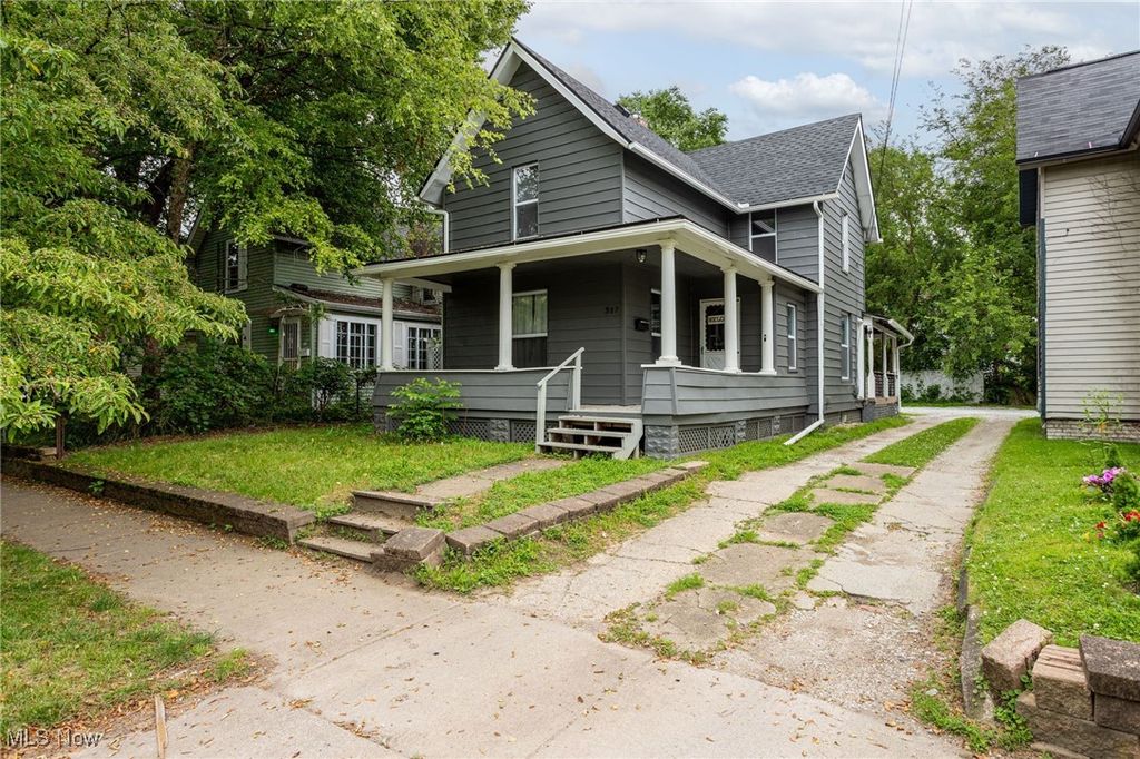 Real estate listing image