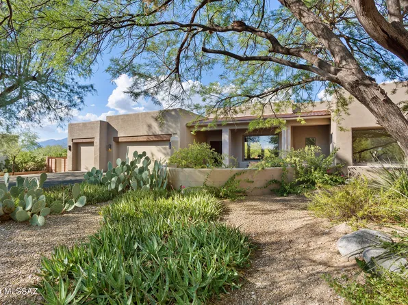 2496 N Barnwall Ct, Tucson, AZ 85749