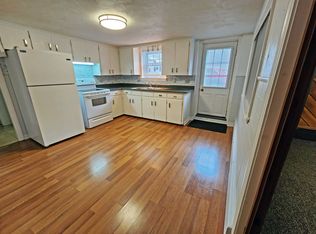 216 5th St #B, Leominster, MA 01453