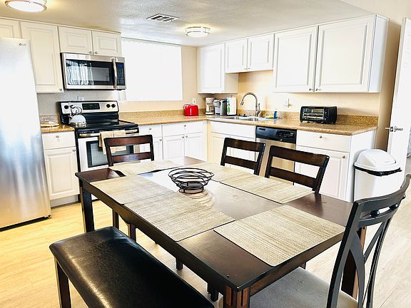 5th image of 104 Mount Vernon Cir APT B