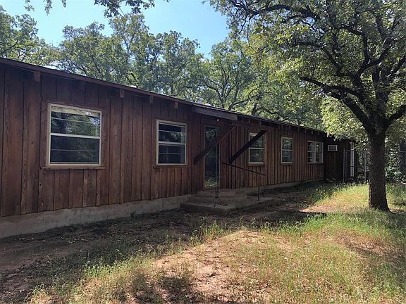 4th image of 1 Lynn Ln