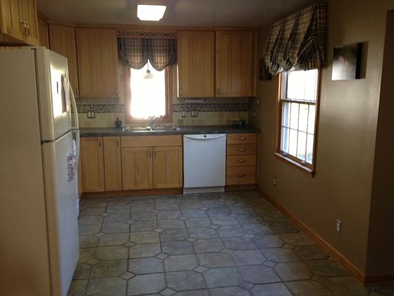 Large spacious kitchen