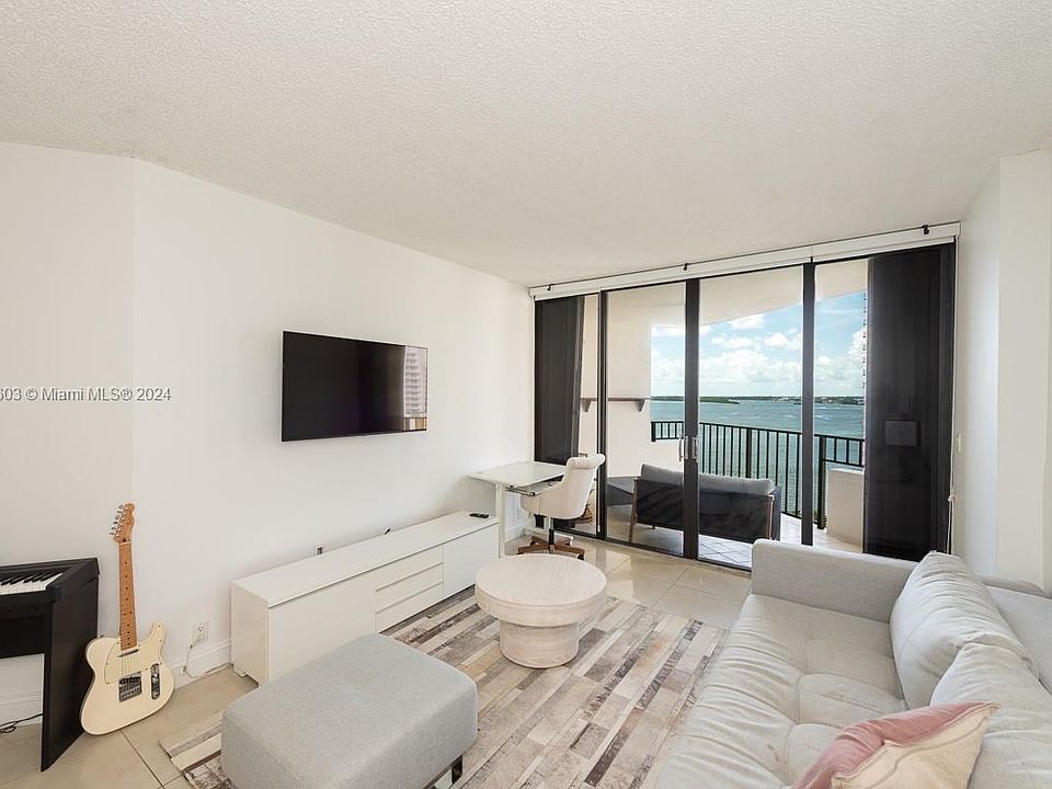 1st image of 520 Brickell Key Dr #2