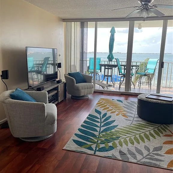 5155 Isla Key Blvd S #307 — Photo 2