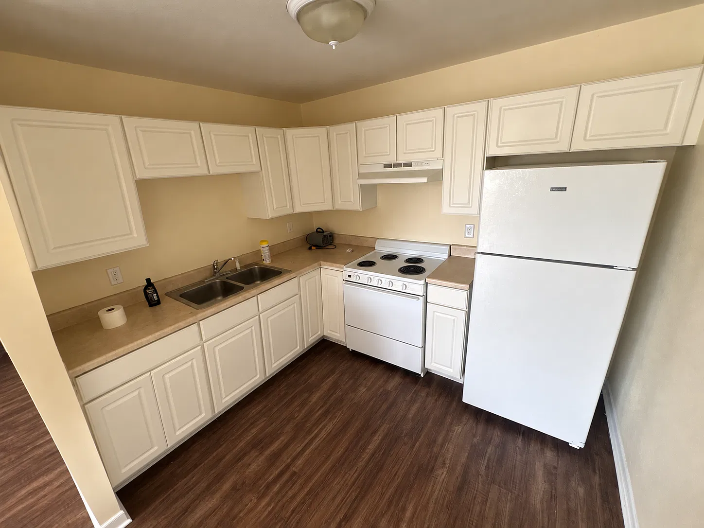 5917 W Plank Rd — Photo 2