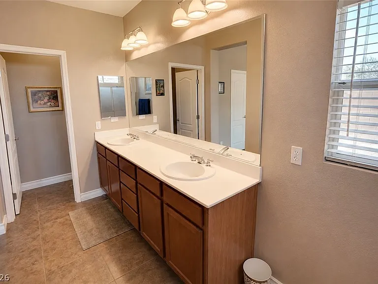 4881 Castello Way — Photo 14