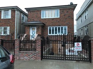 11144 112th St FL 1ST, South Ozone Park, NY 11420