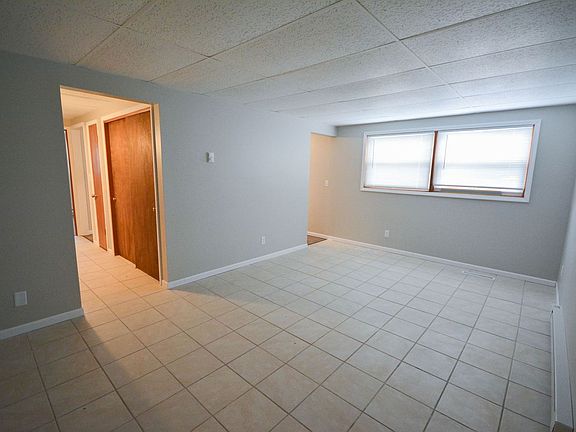 3rd image of 210 2nd Ave NW #8