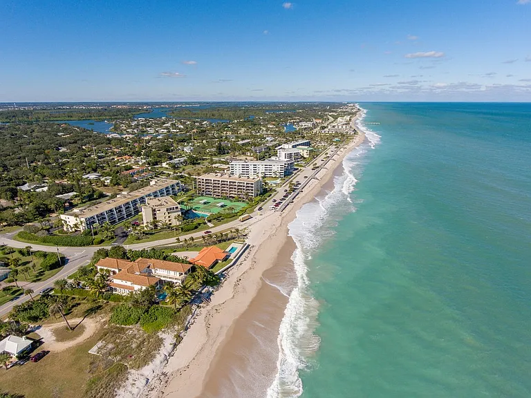 3939 Ocean Dr #401B — Photo 34