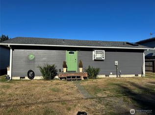 333 Canal Drive NE, Ocean Shores, WA 98569