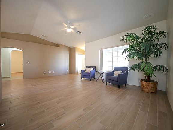 4th image of 3248 Thistle Dr