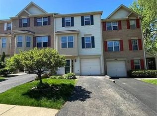 104 Hillvue Dr, Seven Fields, PA 16046