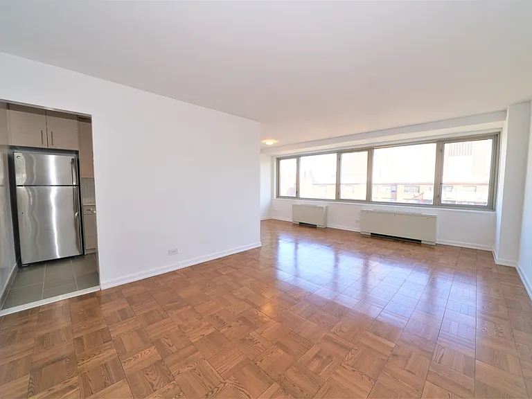444 E 82nd St #21C — Photo 5