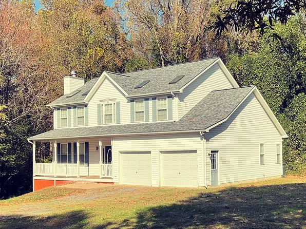 5431 Douglas St, Saint Leonard, MD 20685