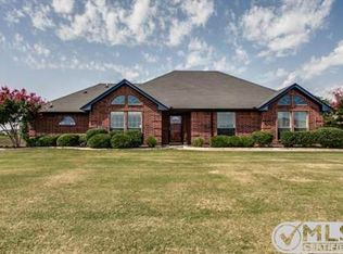 10088 Fireside Ln, Forney, TX 75126