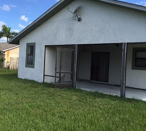 5th image of 664 SW Fairview Av Avenue