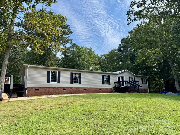 763 Hinton Creek Rd, Ellenboro, NC 28040