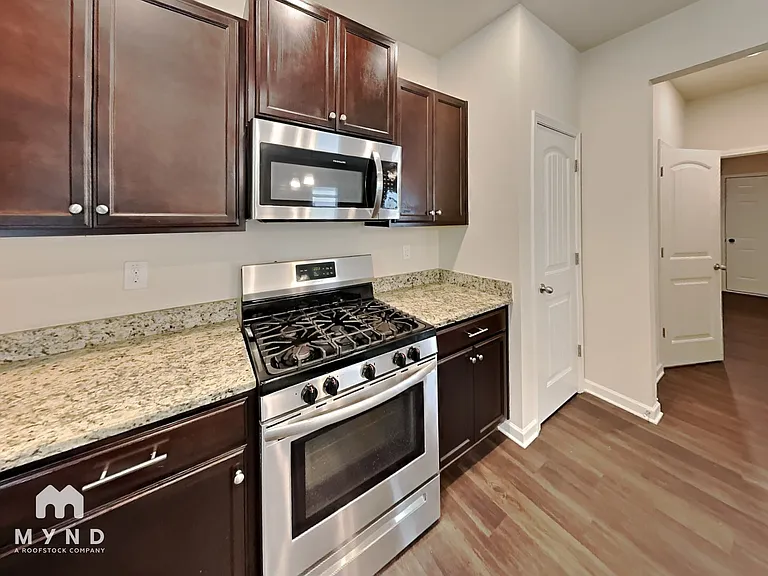 5057 Rapahoe Trl — Photo 7
