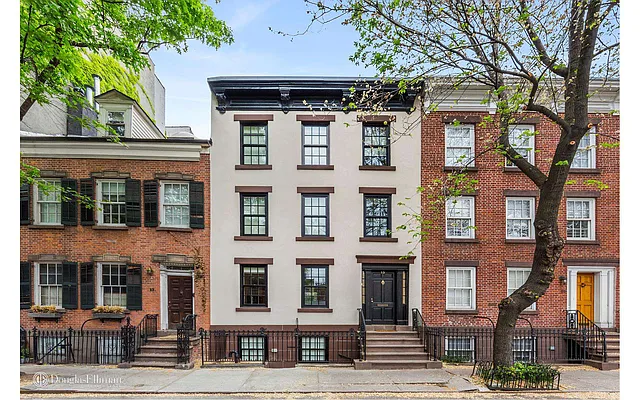 Rented by Douglas Elliman | media 31