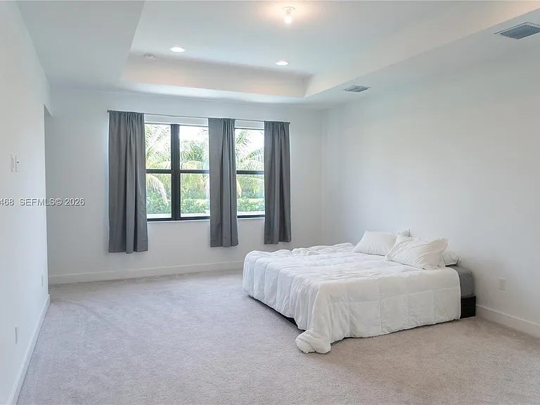 8151 Laurel Falls Dr — Photo 17