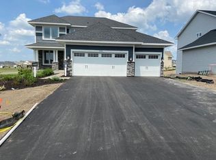 19488 Meadow View Ln, Maple Grove, MN 55311