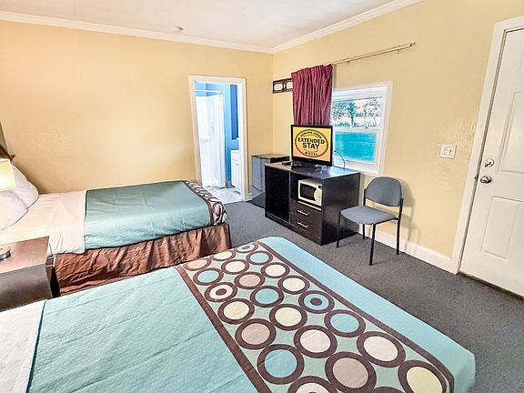 5th image of 18138 A P Hill Blvd #101