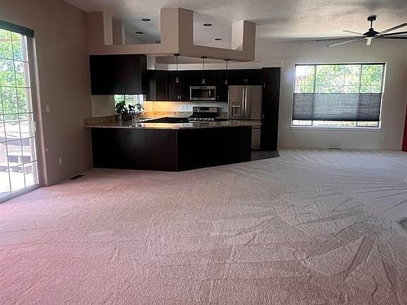 3rd image of 50 Wedgewood Circle