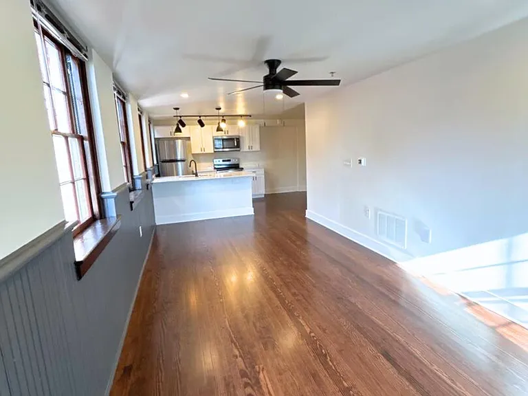 825 Stewart Ave SE — Photo 7