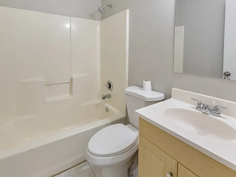 9138 Clubhouse Dr — Photo 11