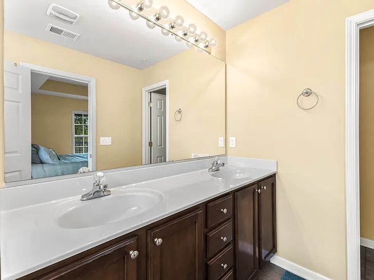 400 Black Smith Ln #A — Photo 2