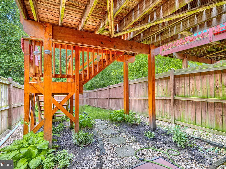 3818 Swift Run Dr — Photo 30