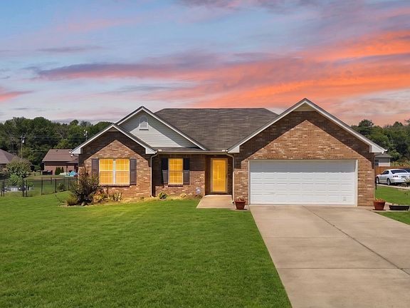 2nd image of 3194 Barretts Ridge Dr