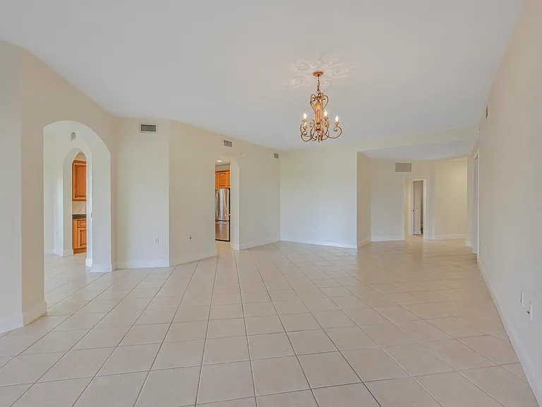 9142 Cherry Oaks Ln #102 — Photo 7