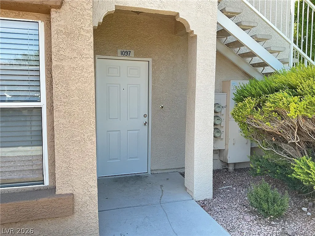 2 bed, 2.0 bath, 1053 sqft, $1,150 — Photo 3
