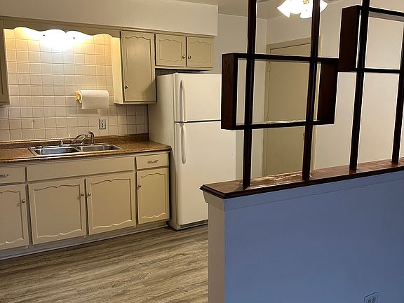 3rd image of 7015 W Gunnison St APT 2D