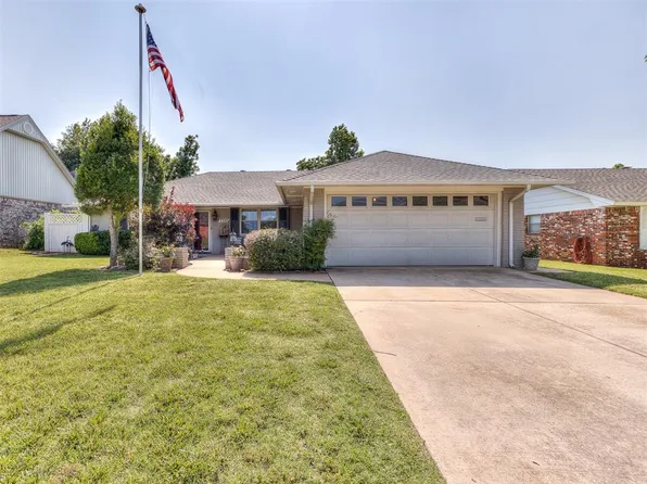 7245 N Norman Rd, Warr Acres, OK 73132