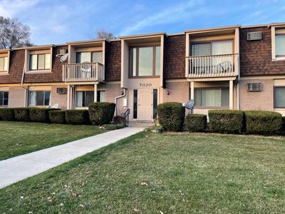 7020 Villa Dr APT 8, Waterford, MI, 48327