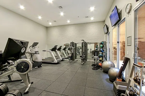 Rented by Corcoran | media 33