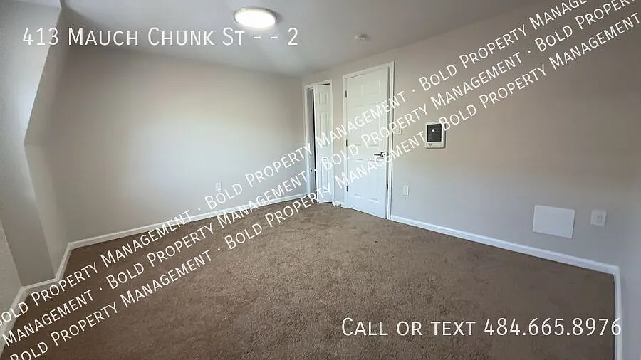 Newly Remodeled 2-Bedroom 1.5 Bath Apartment Modern Finishes & Brand-New Appliances with Washer &... — Photo 3