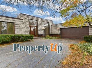 198 Betty Dr, Inverness, IL 60010