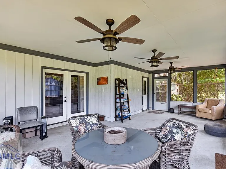 2211 Pecan Dr — Photo 9