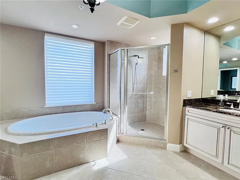 23850 Via Italia Cir #1601 — Photo 19