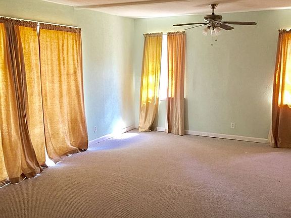 3rd image of 425 Seneca Trl