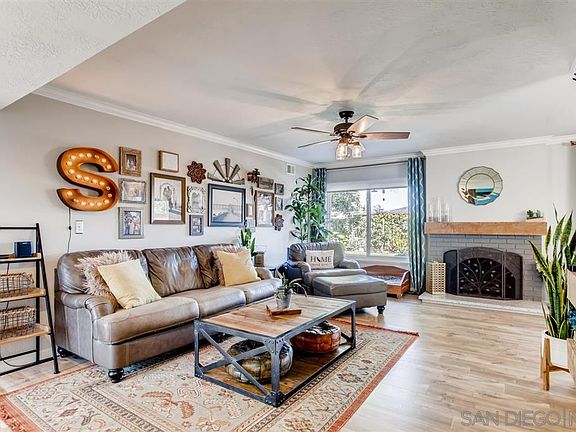 5th image of 3969 Broadlawn St