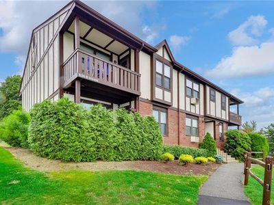 676 Sierra Vista Ln, Valley Cottage, NY, 10989