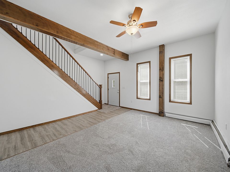 1st image of 606 Avenue C #1