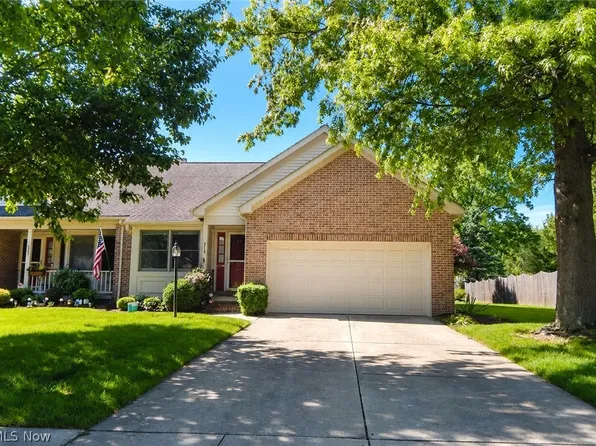 219 Bridgeport Dr, Elyria, OH 44035