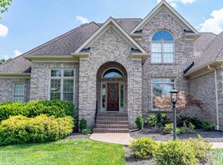 12501 Grand Oak Ct, Louisville, KY 40299