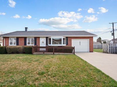 2041 Kingston Rd, Waukegan, IL, 60087